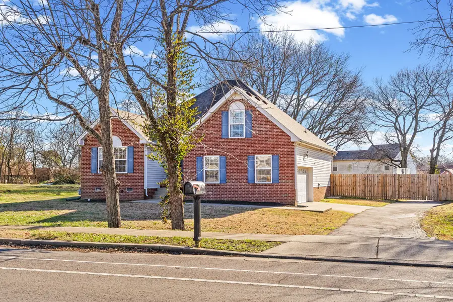 213 Walton Ln, Madison, TN 37115 - Image #2