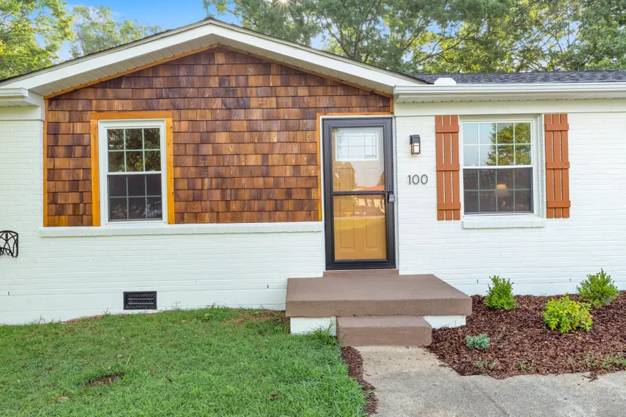 100 Short St, Dickson, TN 37055 - Image #2