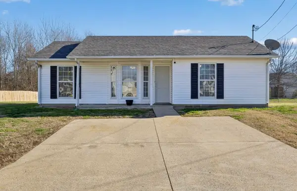 1135 Keith Ave, Oak Grove, KY 42262