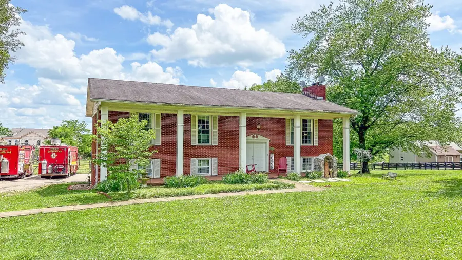 2358 Nashville Hwy, Columbia, TN 38401 - #3