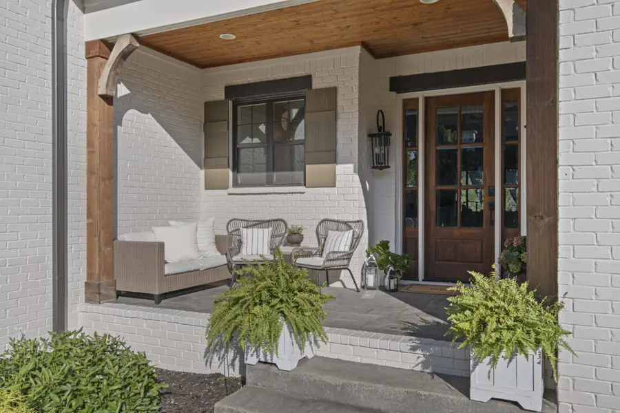 2186 Hartland Rd, Franklin, TN 37069 - Image #3