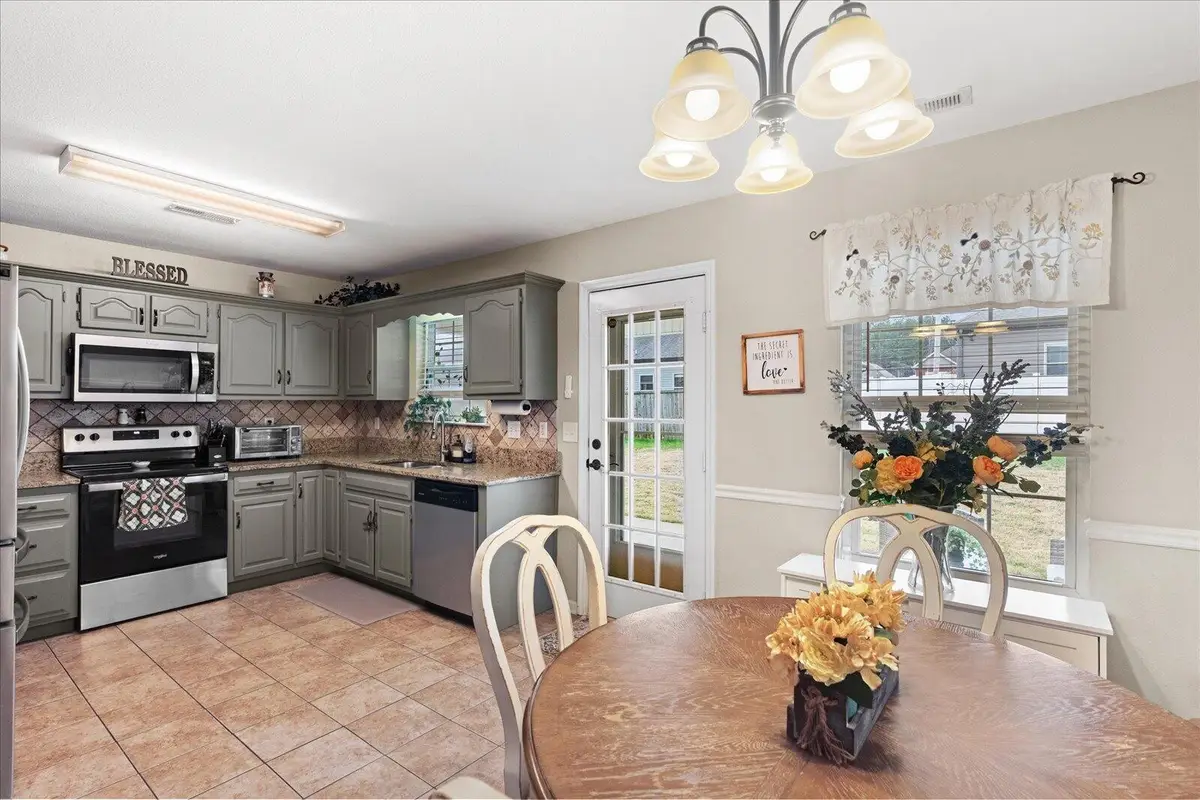 792 Colony Circle, Fort Oglethorpe, GA 30742 - Image #1