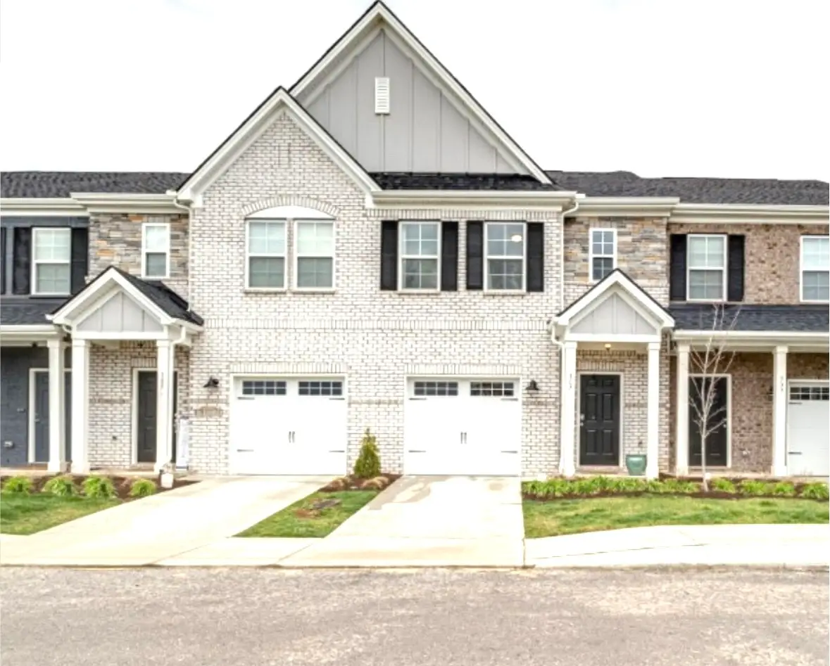 305 Victoria Dr, Lebanon, TN 37090 - Image #1