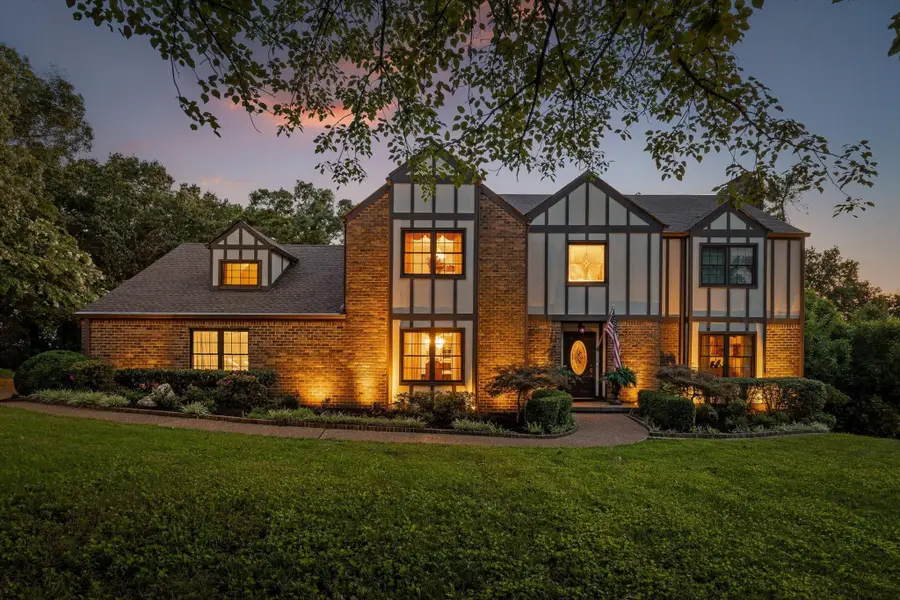 7819 Stonehenge Drive, Chattanooga, TN 37421 - #2