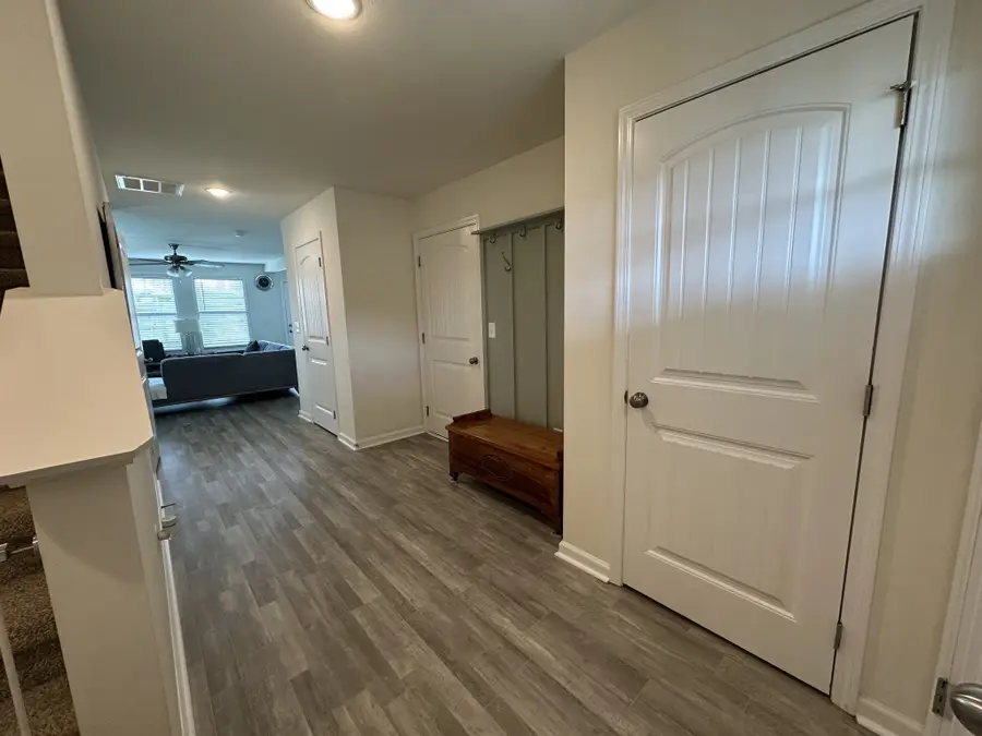 128 Quarry Ridge Rd, Clarksville, TN 37043 - Image #2