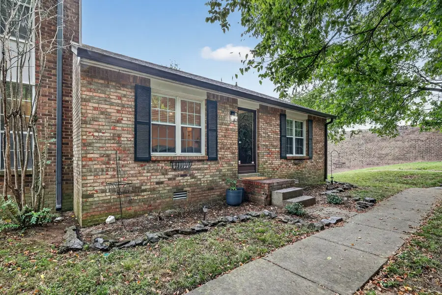 367 Huntington Ridge Dr, Nashville, TN 37211 - Image #3