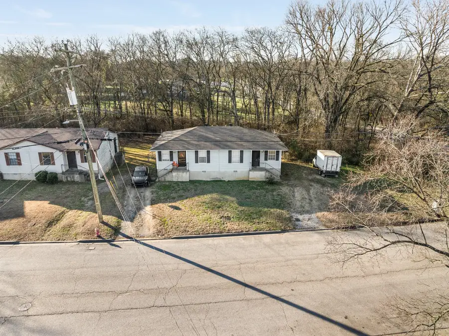 2844 Vista Ln, Nashville, TN 37207 - Image #2