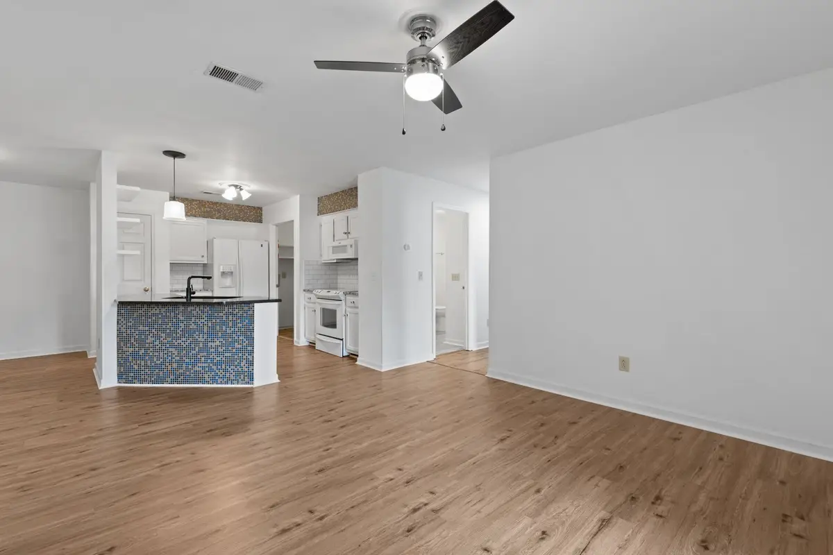 474 S Main St #203, Ashland City, TN 37015 - #1