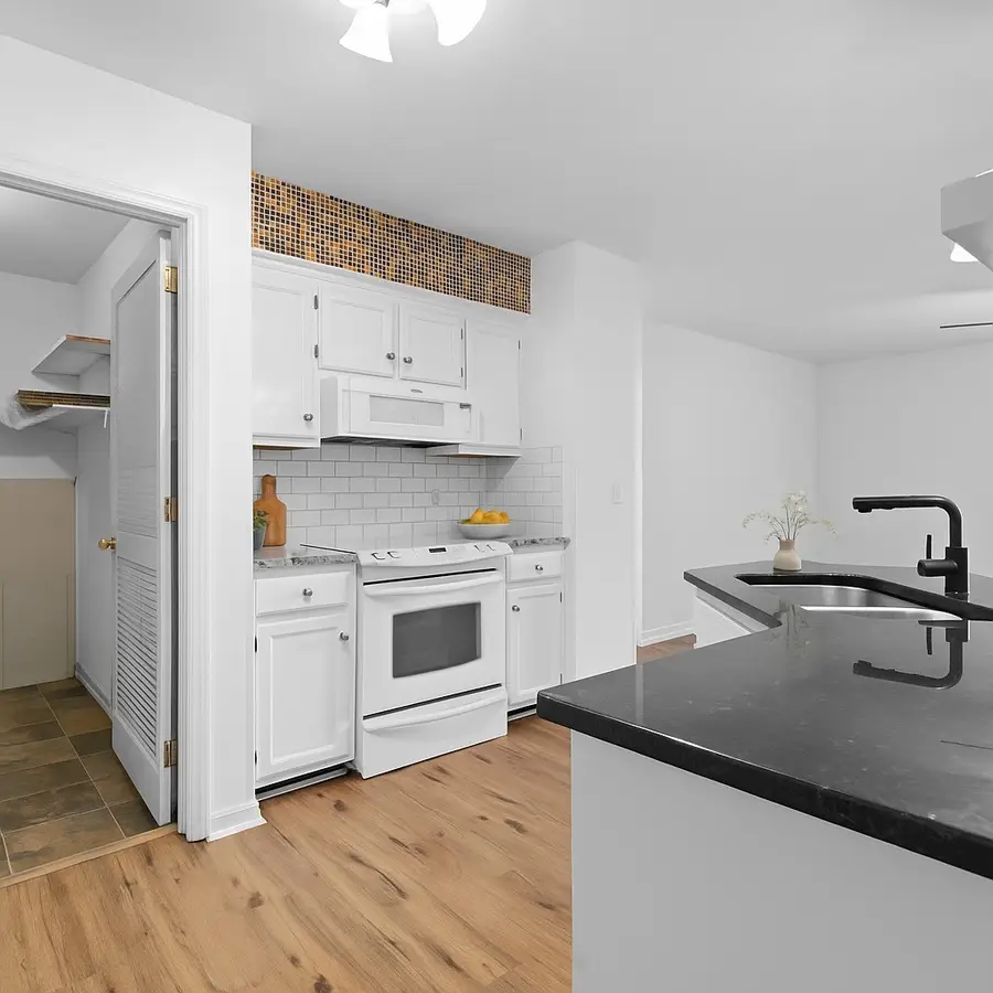 474 S Main St #203, Ashland City, TN 37015 - #3