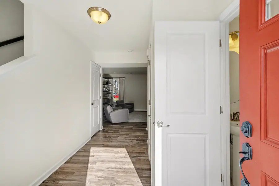 2813 Winterberry Dr, Columbia, TN 38401 - Image #2