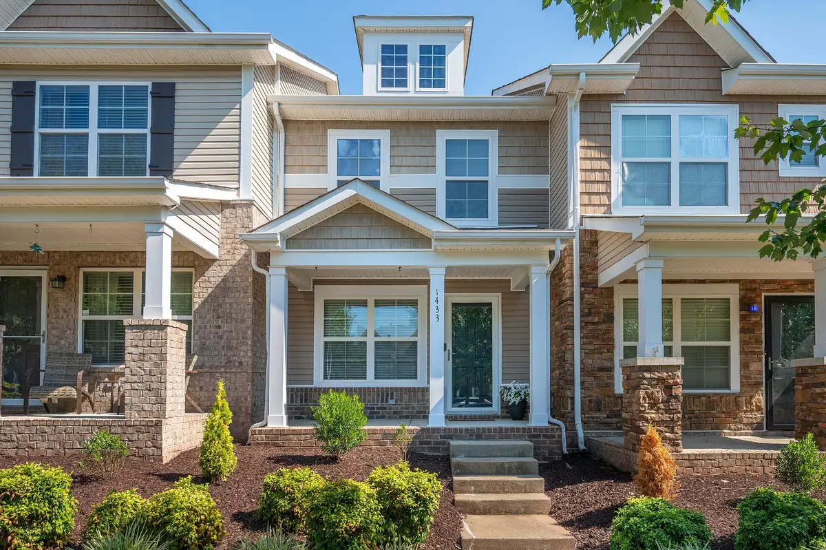 1433 Riverbrook Dr, Hermitage, TN 37076 - #1