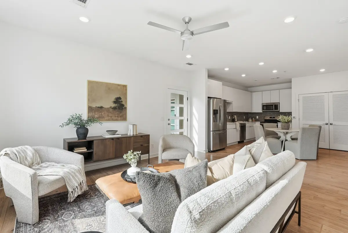 1402 Pillow St #207, Nashville, TN 37203 - Image #1