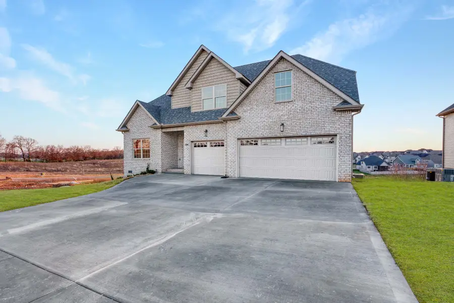871 Shady Bluff Trail, Clarksville, TN 37043 - Image #2