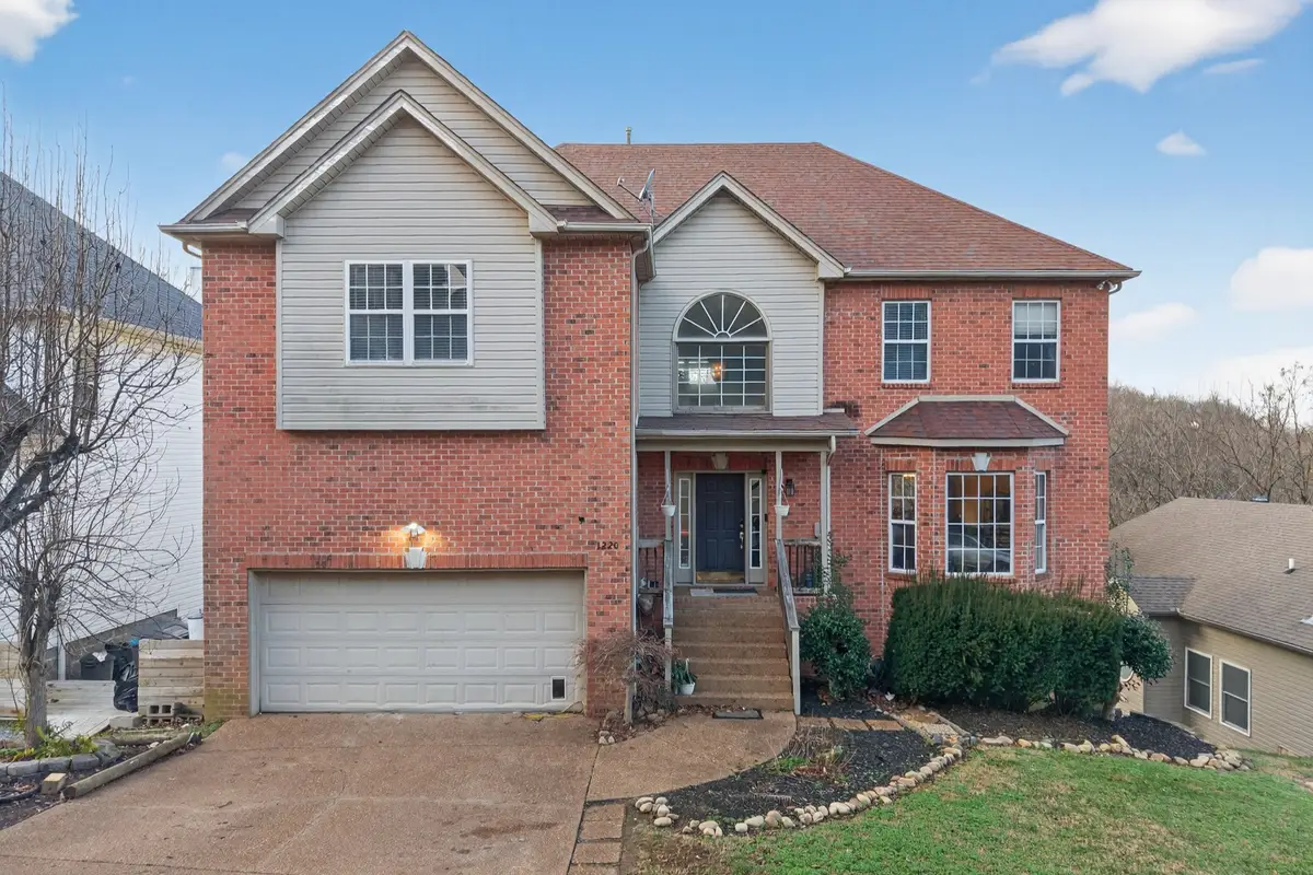 1220 Pineview Ln, Nashville, TN 37211 - Image #1