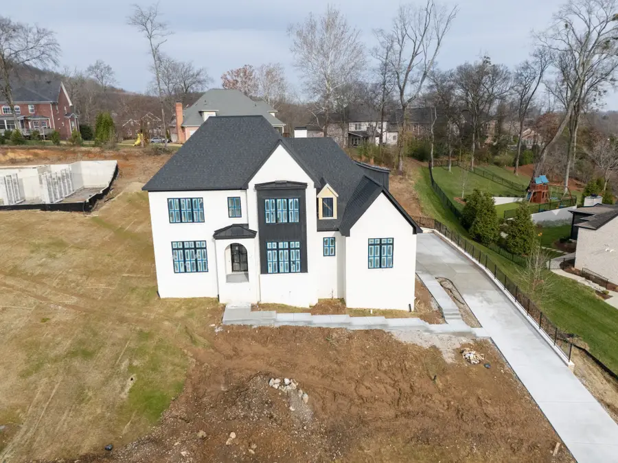 1580 Eastwood Dr, Brentwood, TN 37027 - Image #2