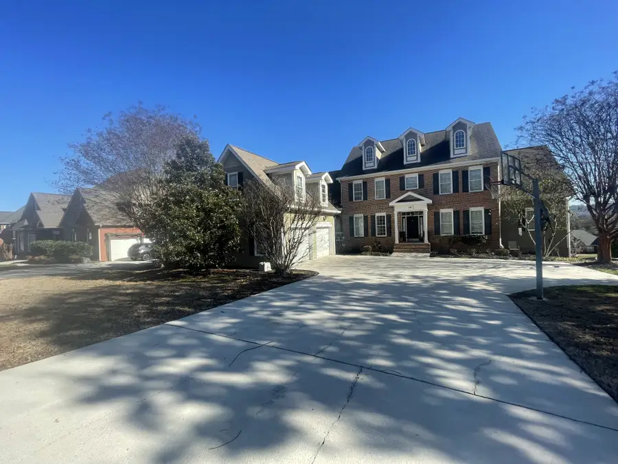 7416 Splendid View Dr, Ooltewah, TN 37363 - Image #2