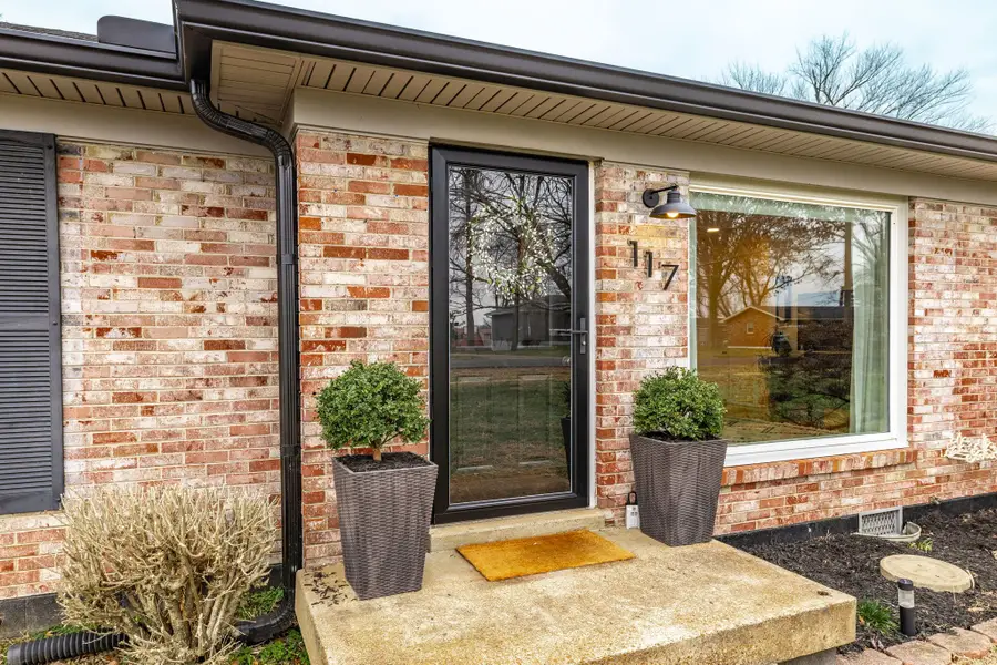 117 Maureen Dr, Hendersonville, TN 37075 - Image #2