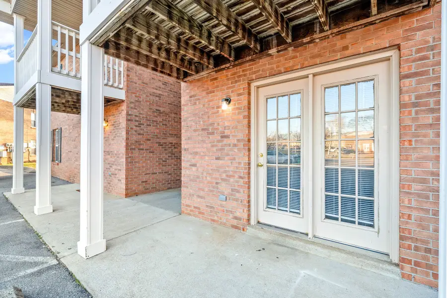 3239 Tower Dr, Clarksville, TN 37042 - Image #3