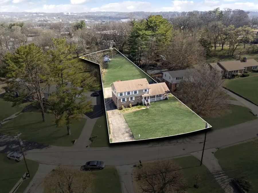 5006 Bonnaside Dr, Hermitage, TN 37076 - Image #2