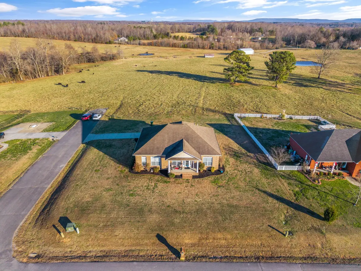 3 Weatherby Dr, Fayetteville, TN 37334 - Image #1