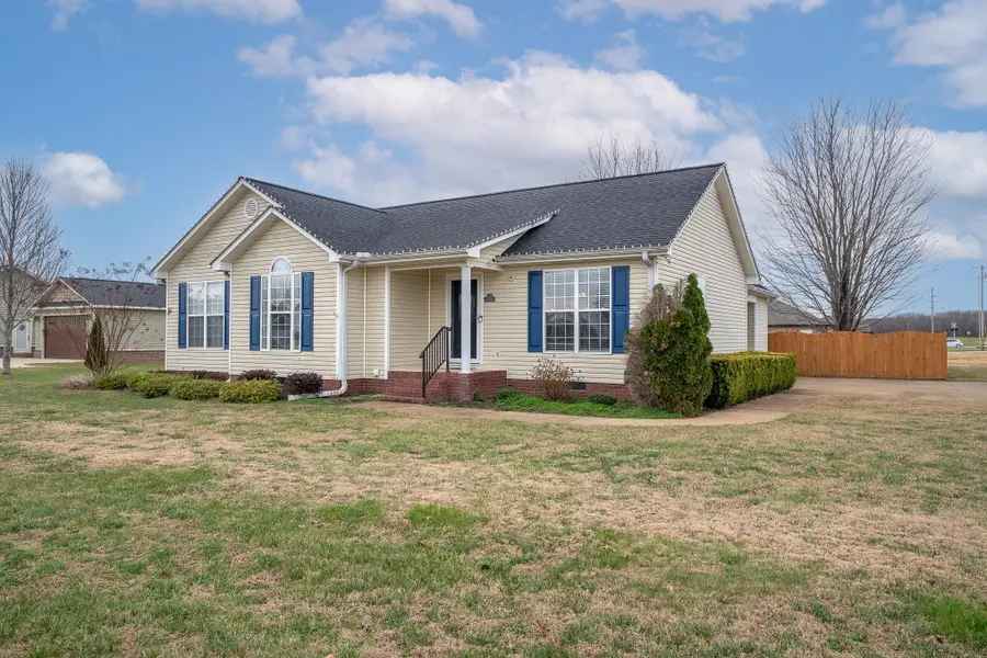 110 Kitty Meyer Ln, Loretto, TN 38469 - Image #2