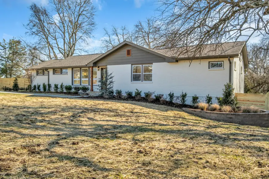 803 Fairoaks Dr, Madison, TN 37115 - Image #2