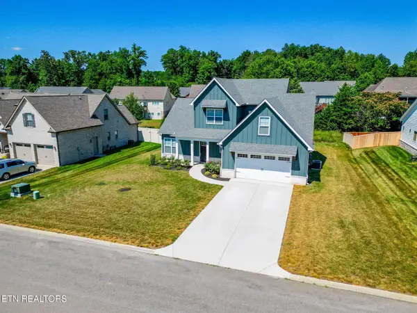 171 Stamford Bridge Way, Lenoir City, TN 37772