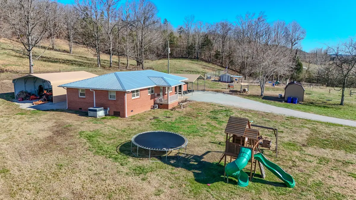 7279 Pinhook Pike, Collinwood, TN 38450 - Image #1