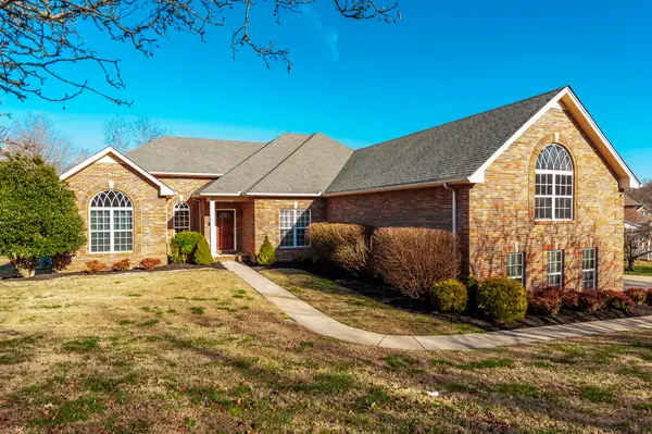 1006 Stafford Ct, Hendersonville, TN 37075