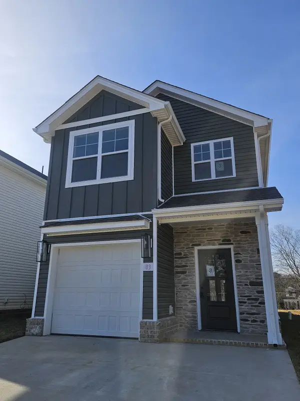 83 Charlotte Rd, Clarksville, TN 37040