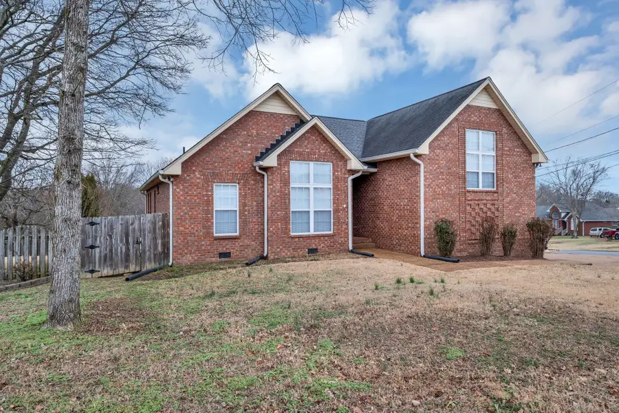 101 Knights Bridge Station, Hendersonville, TN 37075 - Image #2