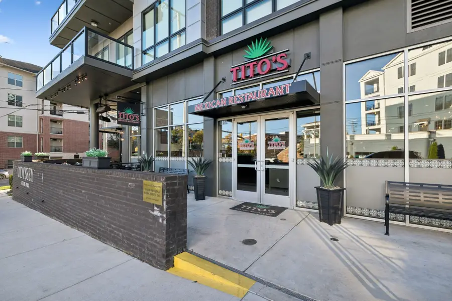 303 31st Ave N #308, Nashville, TN 37203 - Image #2