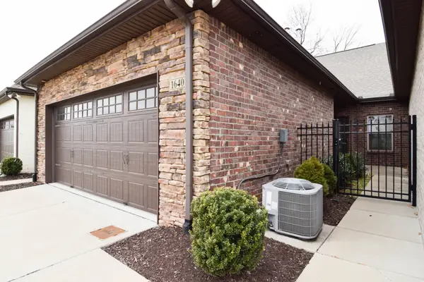 1640 Foston Ln, Gallatin, TN 37066