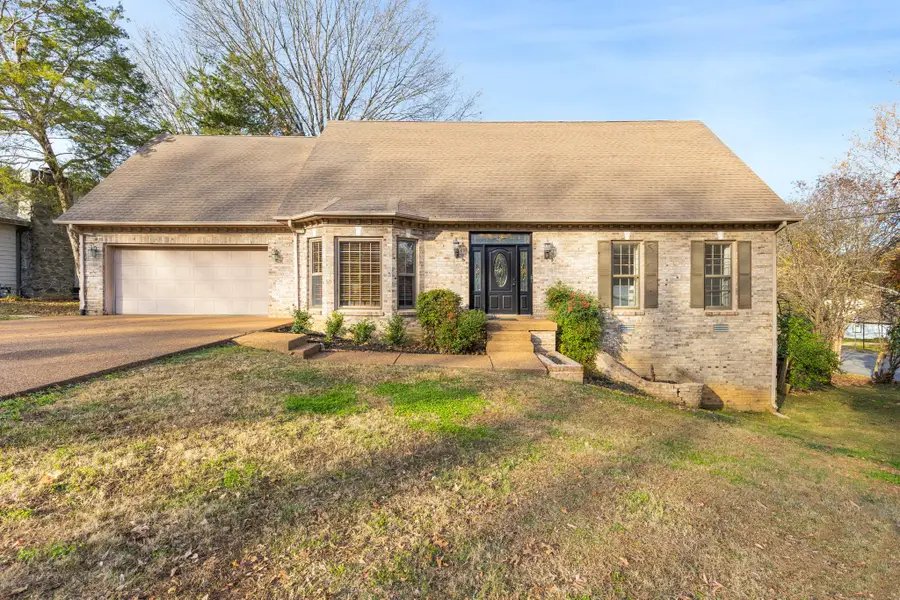 2440 Ravine Dr, Nashville, TN 37217 - Image #2