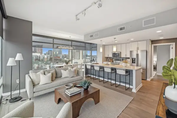 1212 Laurel St #813, Nashville, TN 37203