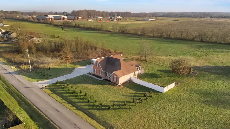 485 Rigney Rd, Manchester, TN 37355 - #2