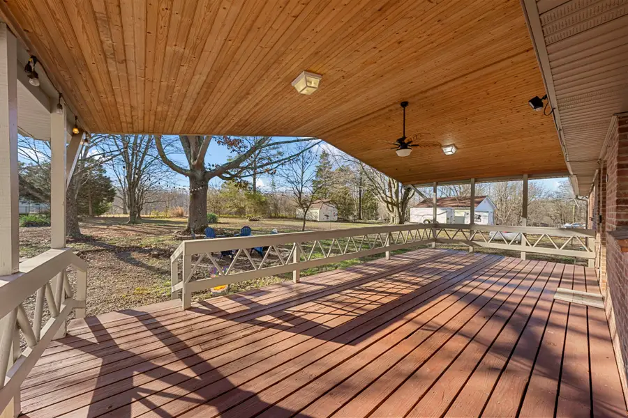 6483 Dogwood Dr, Greenbrier, TN 37073 - Image #3