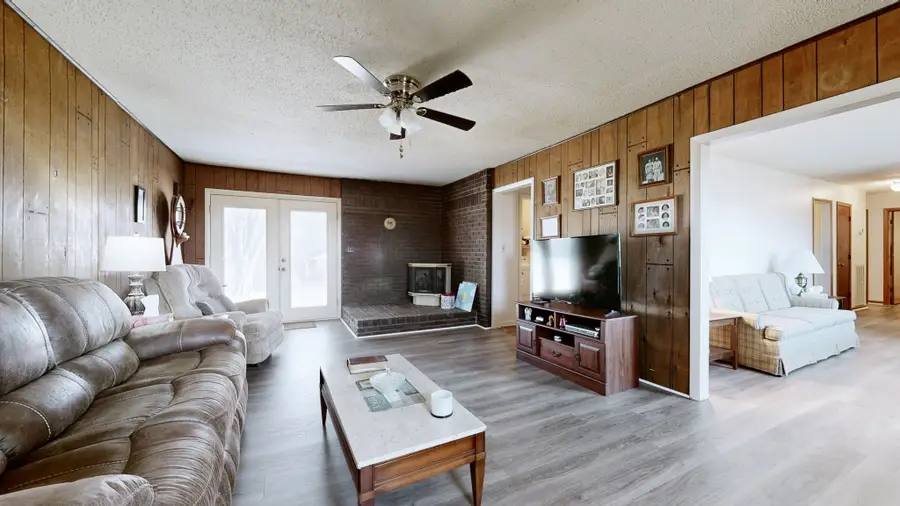 2301 Goodsprings Rd, Pleasant View, TN 37146 - Image #2