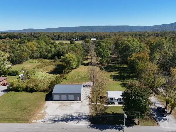 4437 Hickerson Rd, Manchester, TN 37355