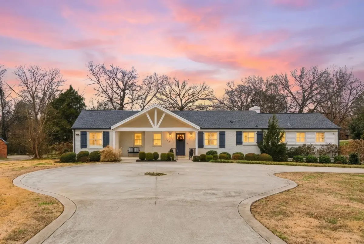 745 Vosswood Dr, Nashville, TN 37205 - Image #1