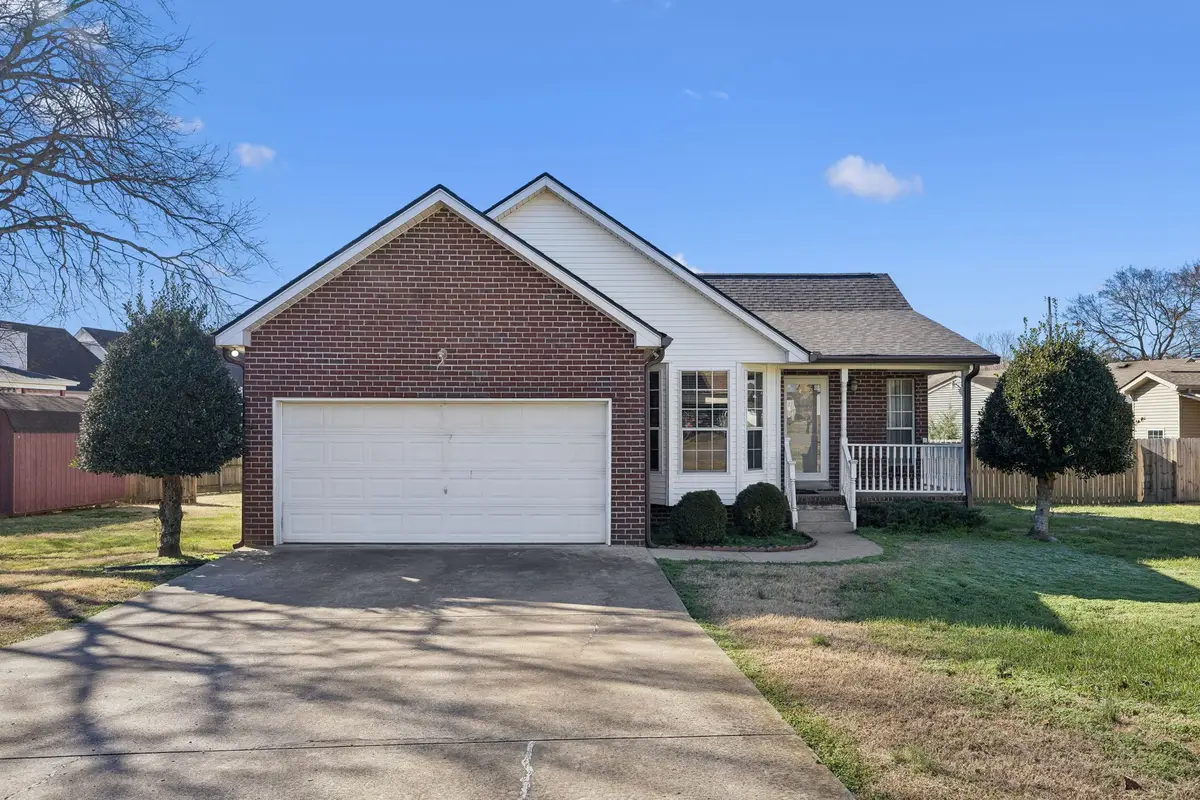 306 Valley Ct, Smyrna, TN 37167 - Image #1