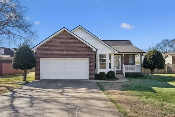 306 Valley Ct, Smyrna, TN 37167