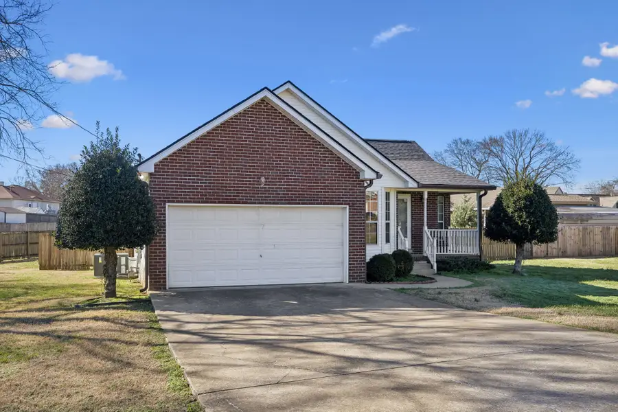 306 Valley Ct, Smyrna, TN 37167 - Image #2