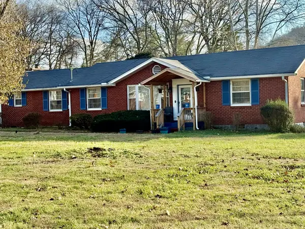 1119 Bellshire Dr, Nashville, TN 37207