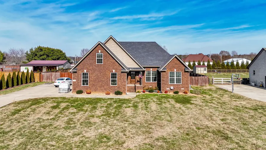 1974 Rolling Meadow Ln, Chapel Hill, TN 37034 - Image #3