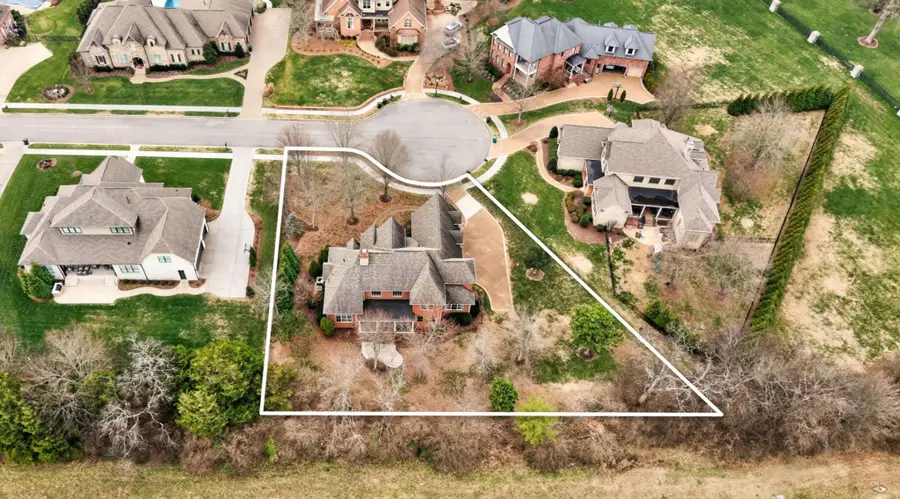 1273 Potter Ln, Gallatin, TN 37066 - Image #2