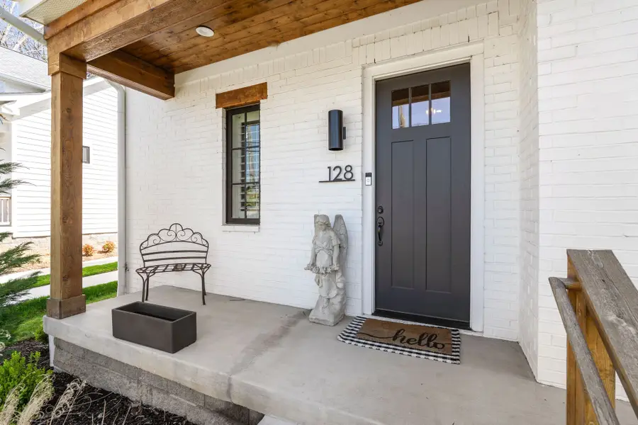 128 37th Ave N, Nashville, TN 37209 - Image #3