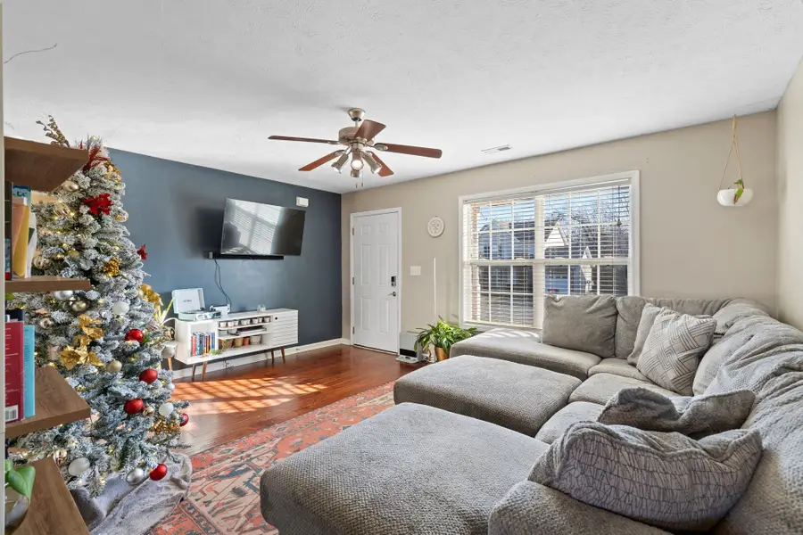 2789 Russet Ridge Dr, Clarksville, TN 37040 - Image #2