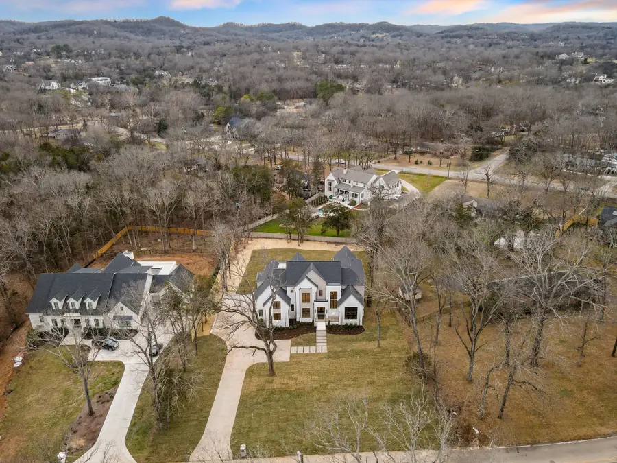 735 Richfield Dr, Nashville, TN 37205 - #3