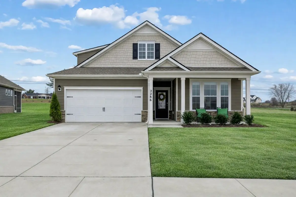 2286 Quinn Dr, White House, TN 37188 - Image #1